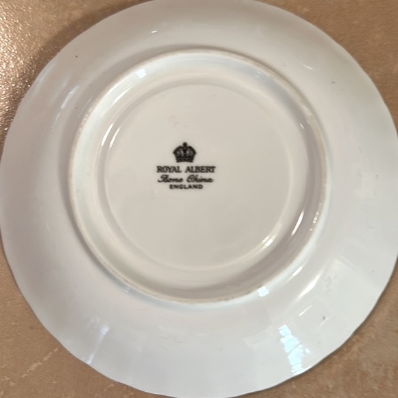 Vintage Host Pick Royal Albert Cup & Saucer - Picture 3 of 7